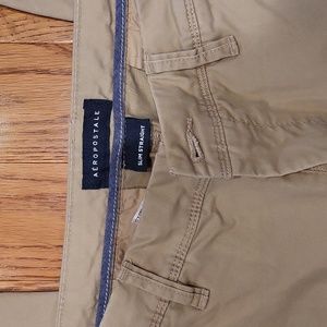 Aeropostale Slim Straight Khakis 29/32